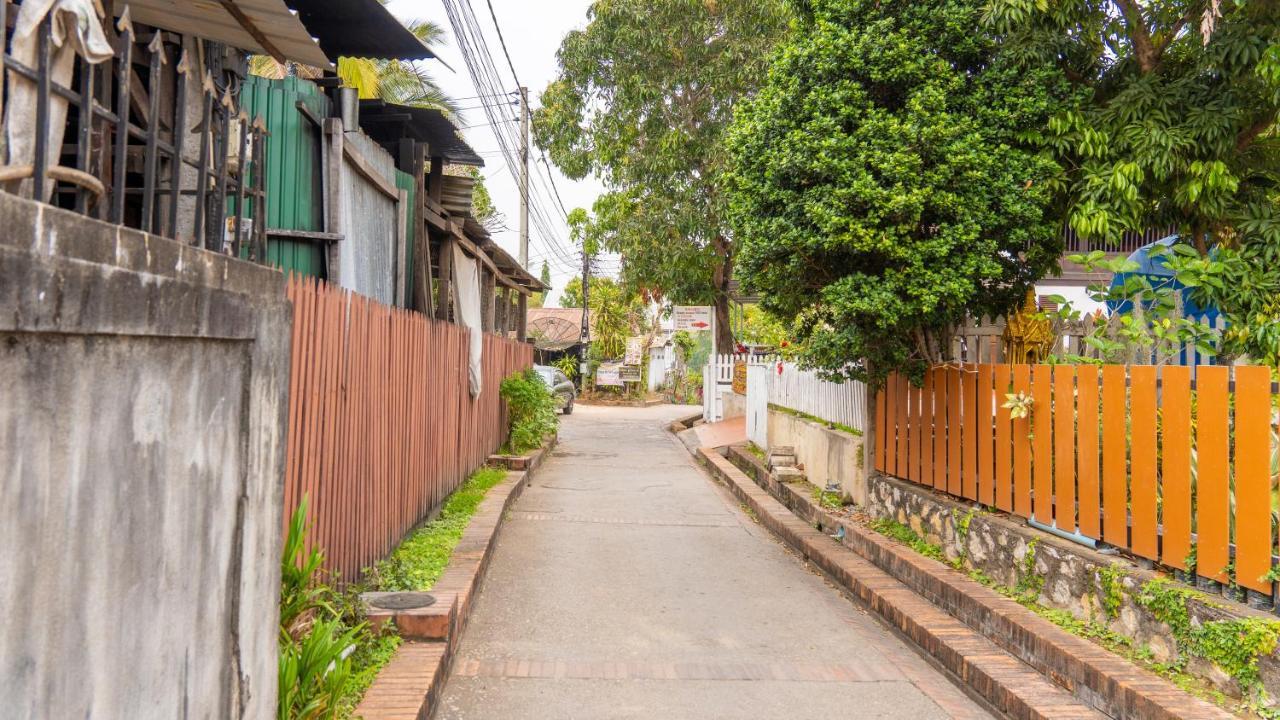 Mao Pha Sok Guesthouse Луангпхабанг Экстерьер фото
