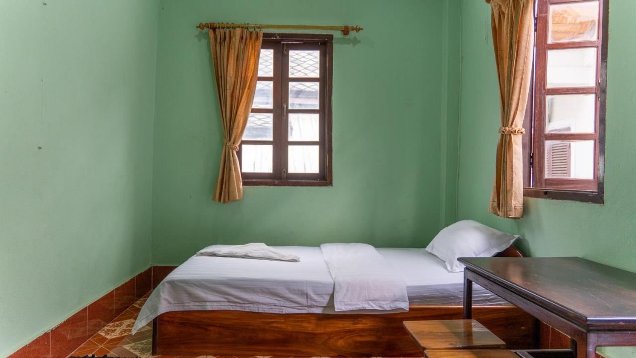 Mao Pha Sok Guesthouse Луангпхабанг Экстерьер фото